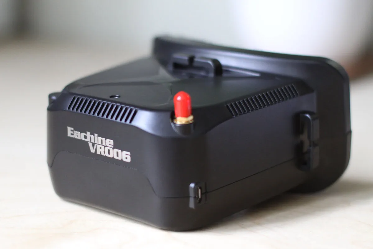 EachineVR006 FPV Headset.